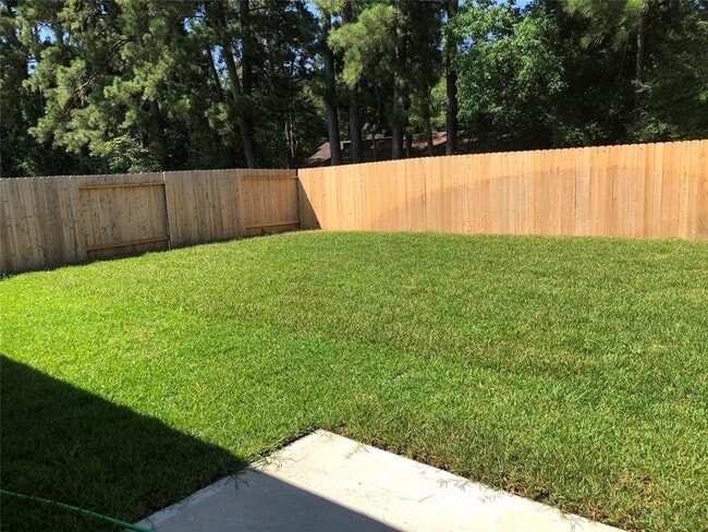 Foto del edificio - 18219 Willow Edge Dr