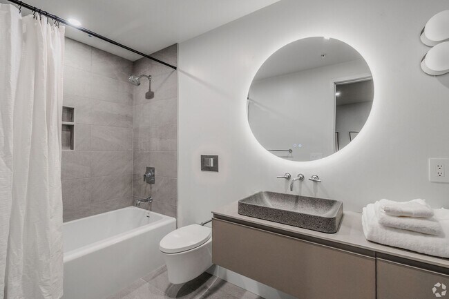 Interior Photo - VANILLA 301 SPE LLC