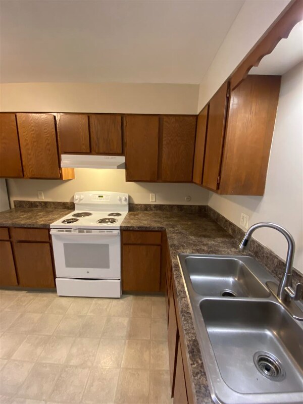 Foto del edificio - 830 S 10th St