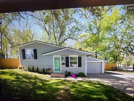 Foto principal - 205 Brookside Dr