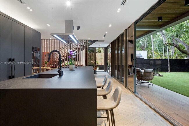 Foto del edificio - 2780 SW 22nd Ave