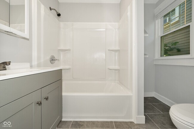 Foto del edificio - 3343 Carrollton Ave