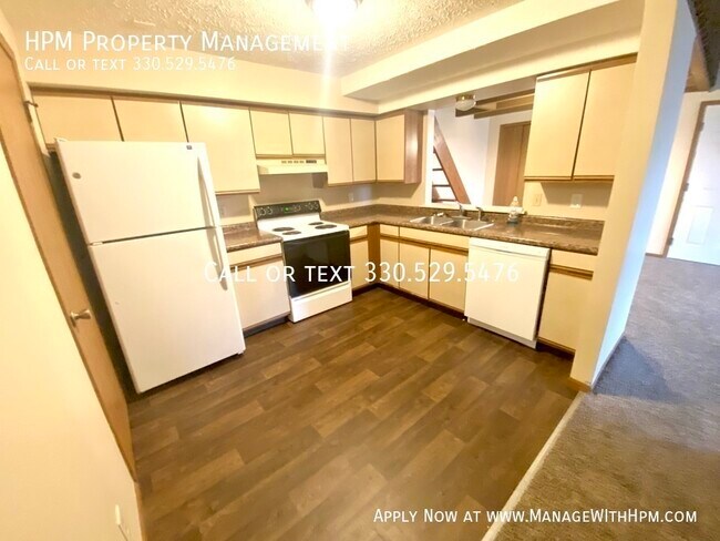 Foto del edificio - 1876 Ledgewood-A9