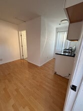 Building Photo - 1811 N Lincoln St