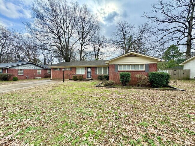 Foto del edificio - 4555 Willow Rd