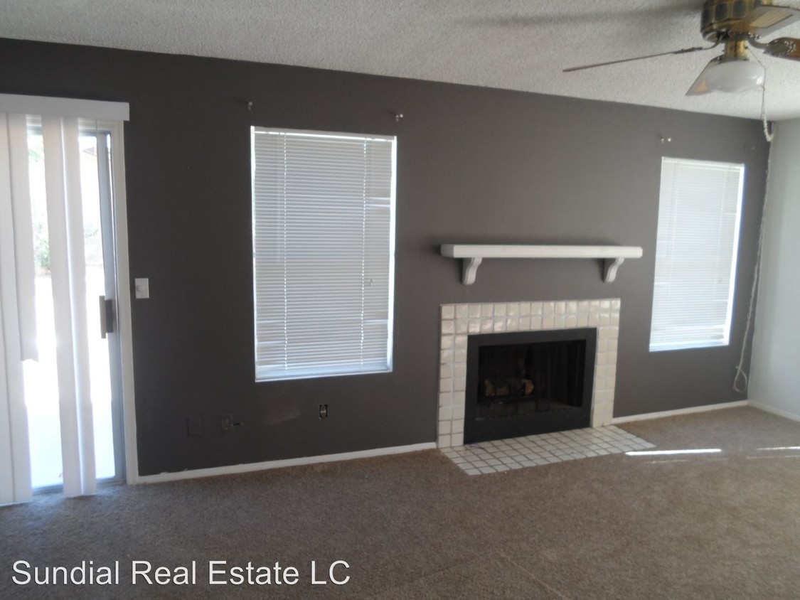 Primary Photo - 3 br, 2.5 bath House - 4148 E. Camino St.