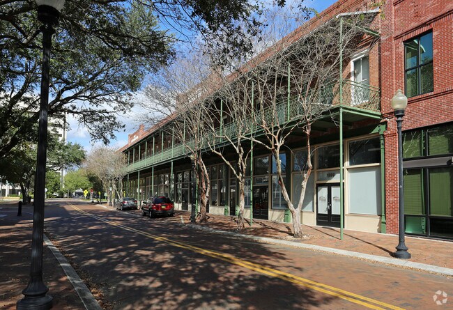 Foto del edificio - The Arlington