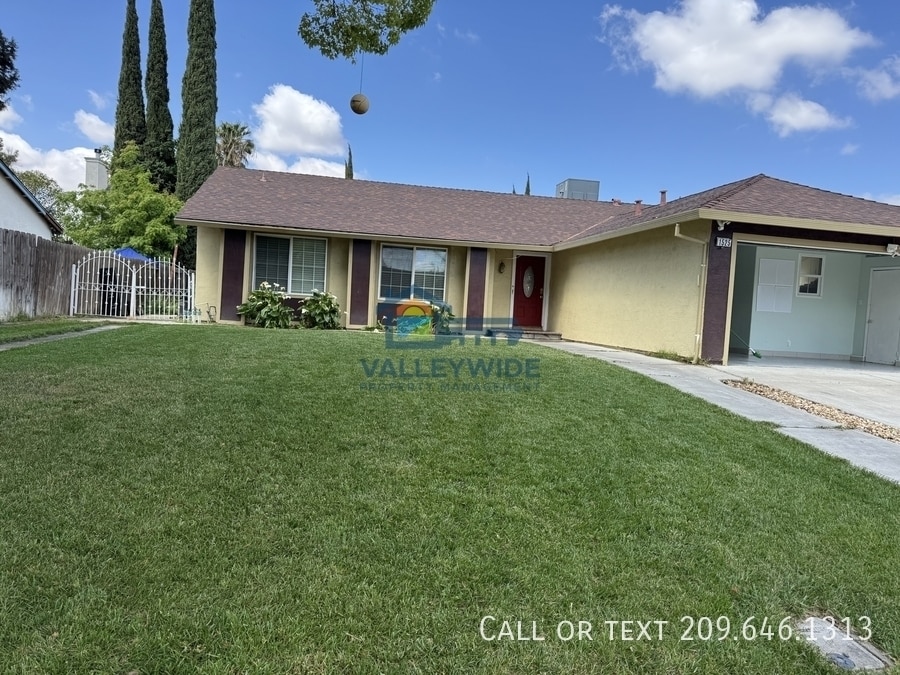 Primary Photo - 1525 Griffith Pl