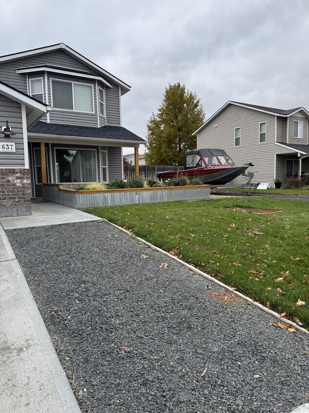 Foto principal - HARD TO FIND 4 BEDROOM