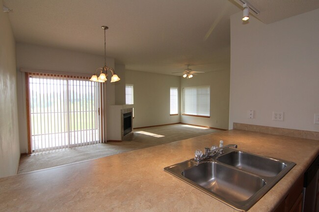 Building Photo - 4385 Berkeley Ln