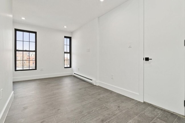 Foto del edificio - 694 Henry St