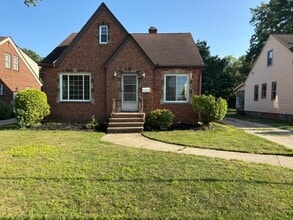 Building Photo - 1211 Tuxedo Ave