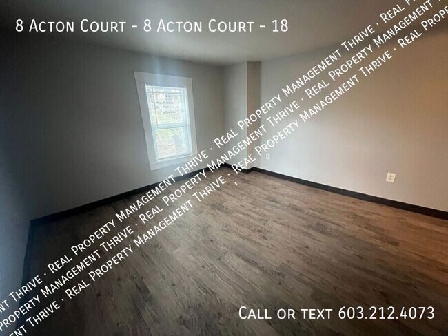 Building Photo - Updated 1 Bedroom Available Immediately