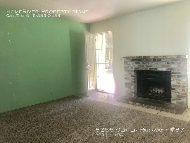 Foto del edificio - 8256 Center Pkwy