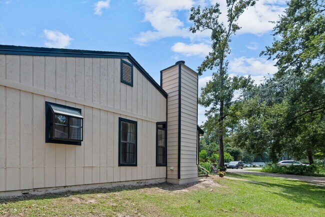 Foto del edificio - 2/2 Townhome