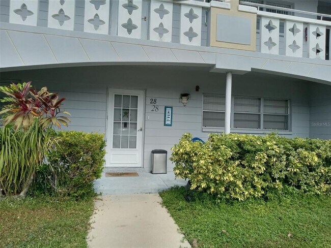 Foto del edificio - 2460 Franciscan Dr
