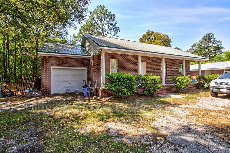 Photo - 220-1 Rose Ave