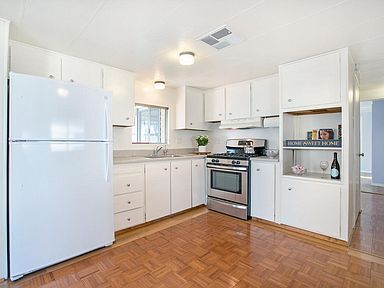 Foto del edificio - 4280 Calle Real