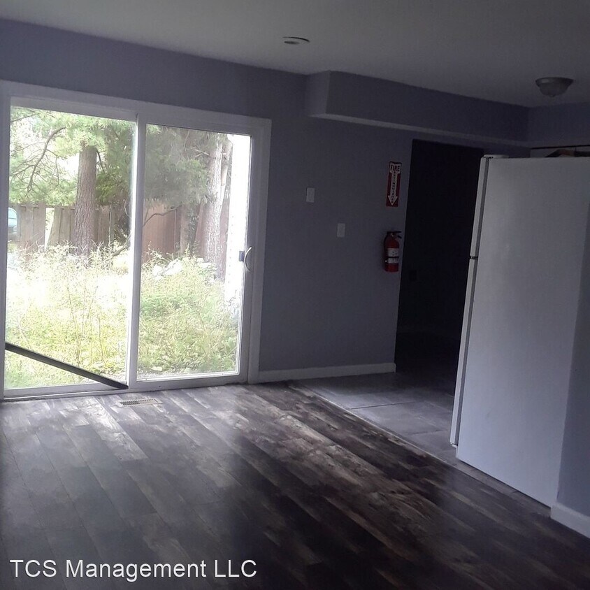 Foto principal - 3 br, 1.5 bath House - 45 Memphis Court