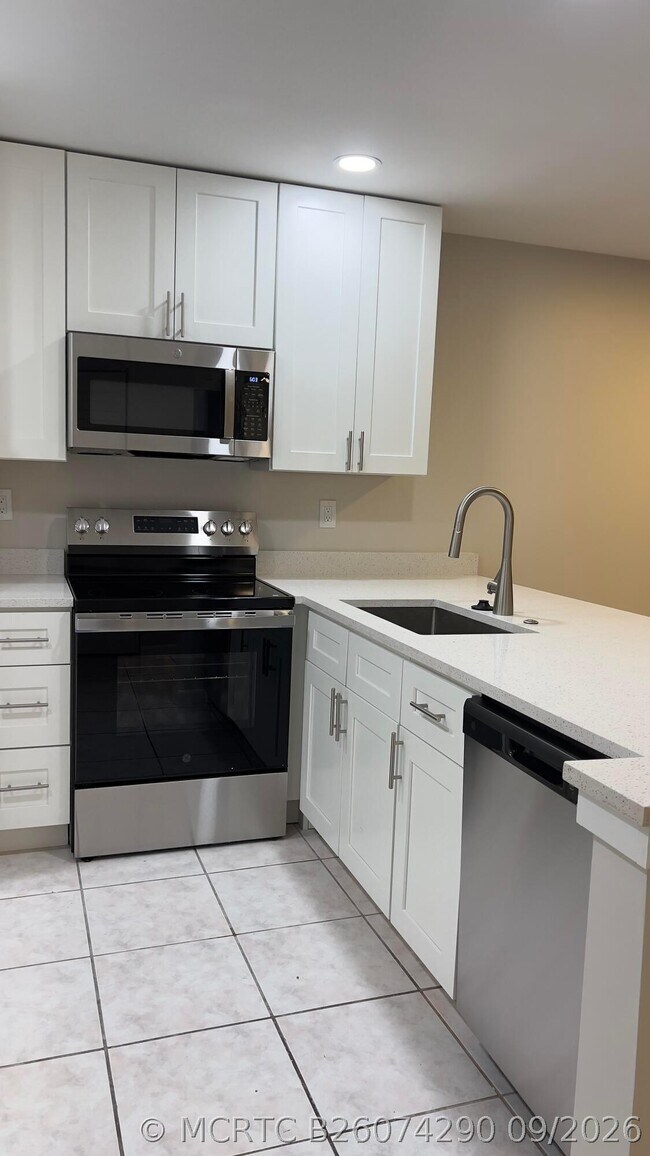 Foto del edificio - 9374 SW 3rd St