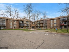 Building Photo - 3850 Plymouth Blvd