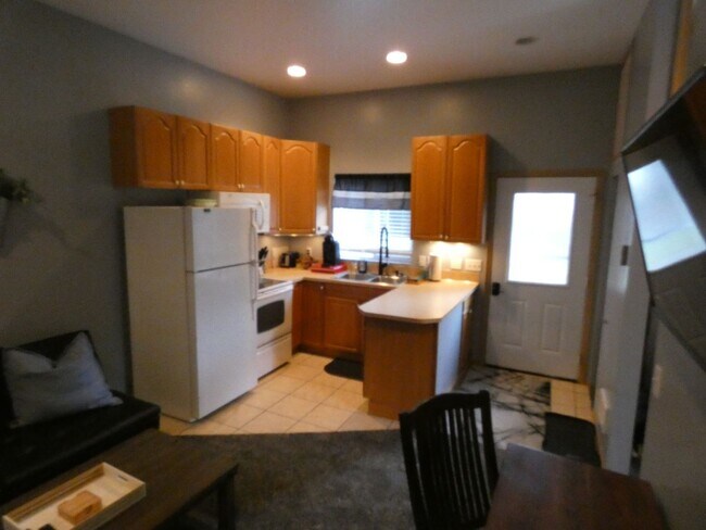 Foto del edificio - 1136 Craig Ave
