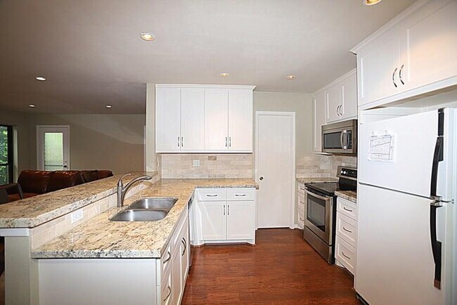 Foto del edificio - 1601 S Shepherd Dr