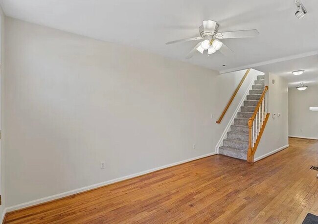 Foto del edificio - 1239 W Lombard St