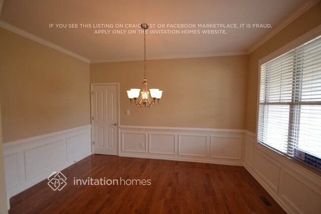 Building Photo - 9028 Linslade Way