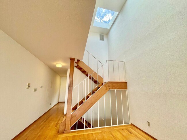 Foto del edificio - 1245-1247 Broderick St