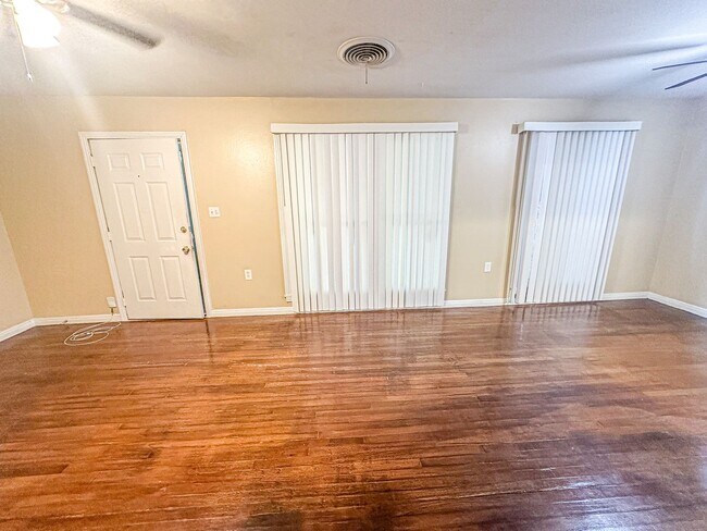 Foto del edificio - 4001 N 25th St