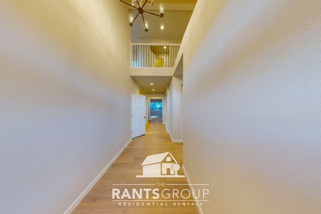 Building Photo - Brand New Home! Beautiful Steilacoom Ridge Home! Easy freeway access!