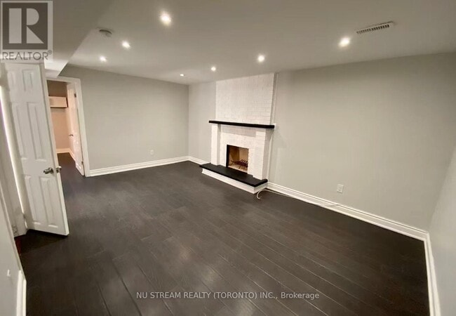 Building Photo - 4144 Lastrada Heights