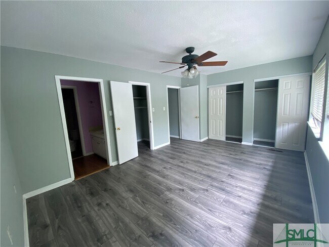 Building Photo - 527 Tibet Ave