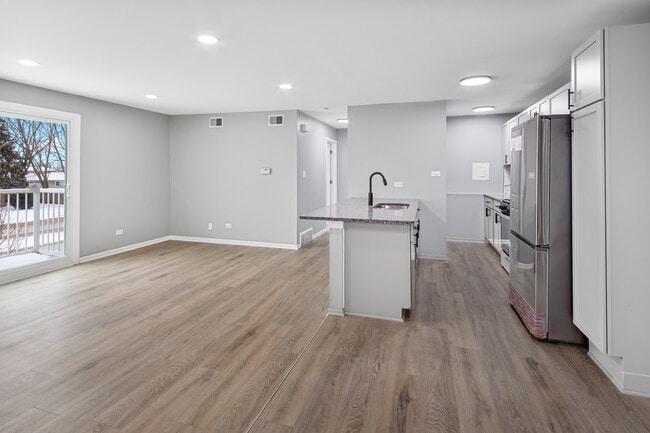 Building Photo - 7968 163rd Pl