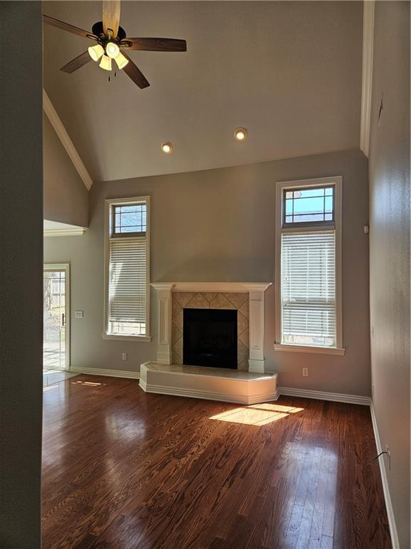 Building Photo - 3857 Edgewater Dr