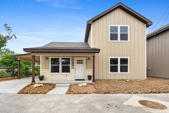 Building Photo - 302 Riley Wy