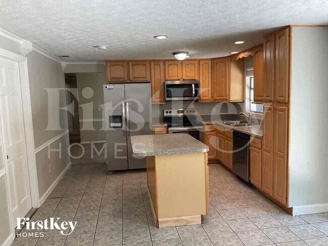 Foto del edificio - 4077 Huntington Forest Blvd