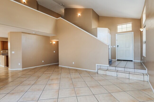 Foto del edificio - 1653 N 136th Ln