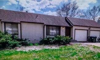 Building Photo - 1209 Dolen Pl