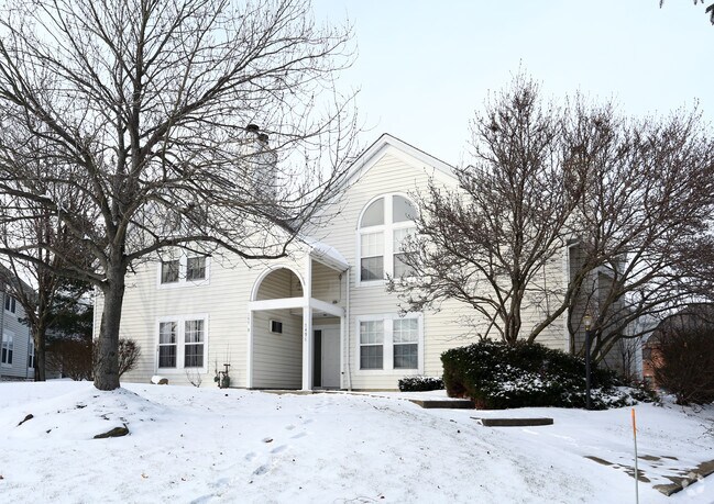 Foto del edificio - 7496-7500 Huntington Dr