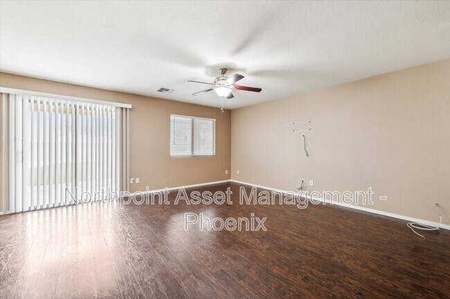 Building Photo - 4906 N 113th Dr