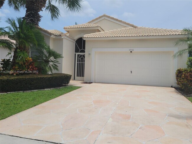 Foto del edificio - 10860 Fillmore Dr