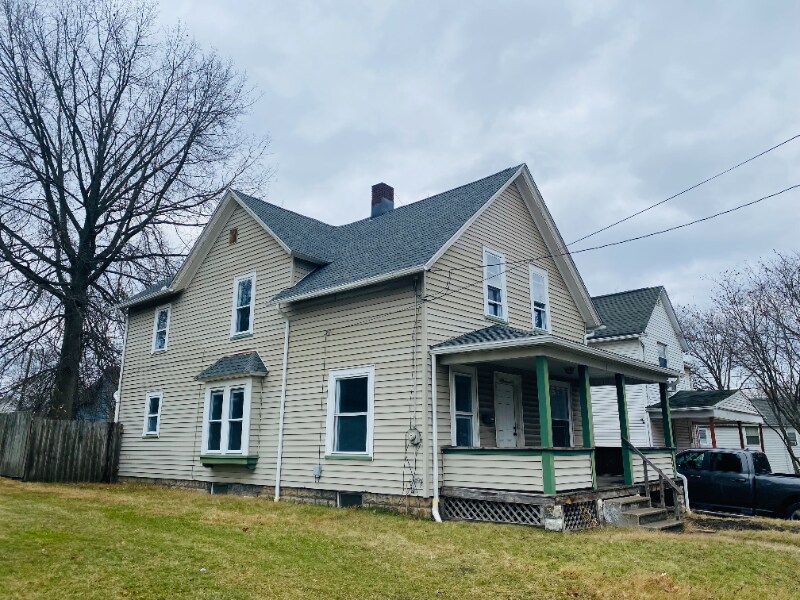 Primary Photo - 621 Upson St