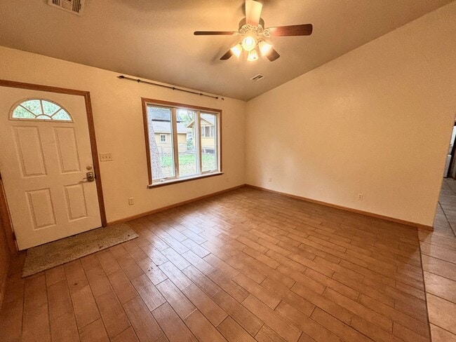 Building Photo - Italian Estates Property Management