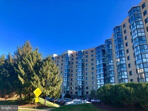 Building Photo - 3310 N Leisure World Blvd