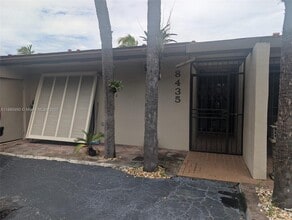 Building Photo - 8435 Rednock Ln