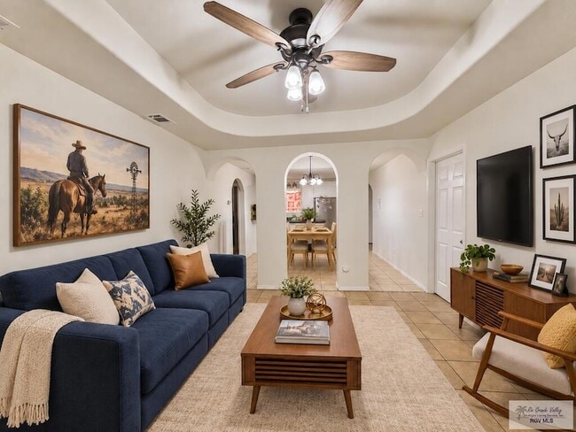 Building Photo - 2043 San Felipe Dr