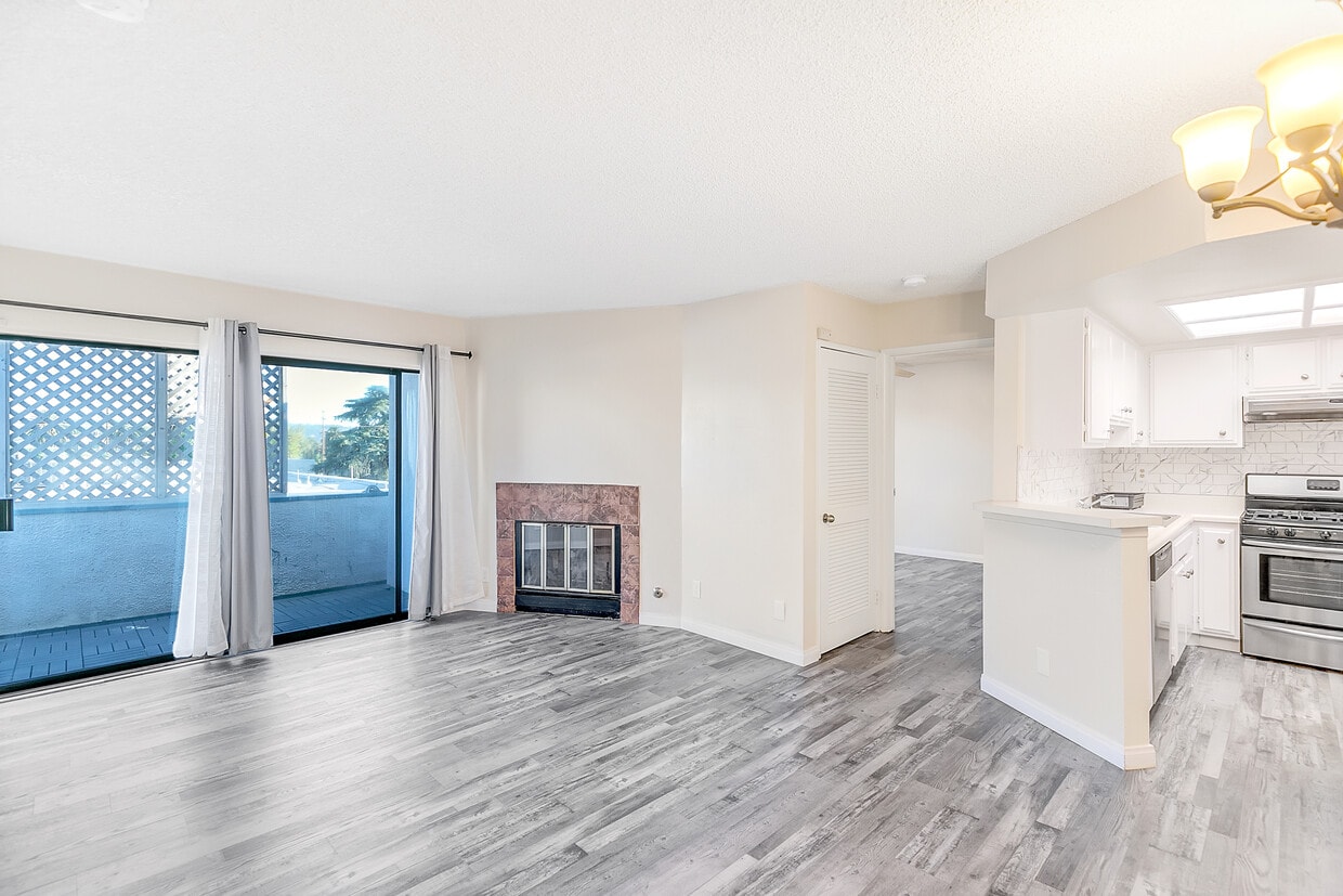 14610 Erwin St Unit 305, Van Nuys, CA 91411 Condo for Rent in Van