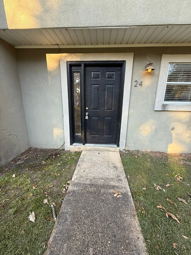 Foto del edificio - 1625 Martin Bluff Rd